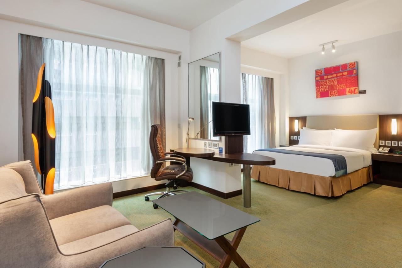 Holiday Inn Express Hong Kong Soho, An Ihg Hotel Room photo